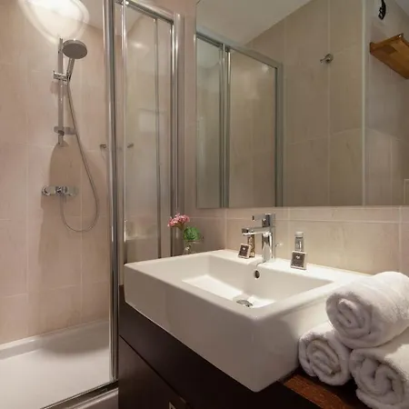 Sleeps 4 *
